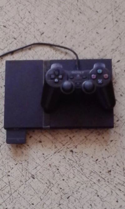 Лот: 7084081. Фото: 1. Sony PlayStation 2 Slim + 6 дисков. Игровые приставки, консоли