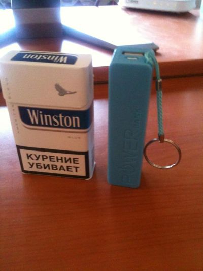 Лот: 3922598. Фото: 1. Мини аккумулятор Power Bank 2600... Зарядные устройства, блоки питания, адаптеры сетевые для смартфонов