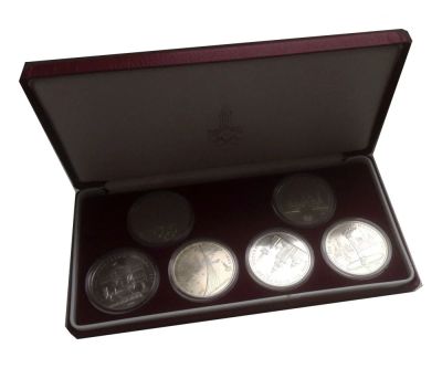 Лот: 7198811. Фото: 1. Куплю коробка(и) для 6 монет Олимпиада... Аксессуары, литература