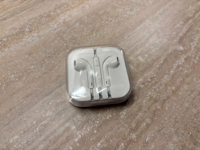 Лот: 24895595. Фото: 1. Наушники apple (оригинал). Наушники, гарнитуры