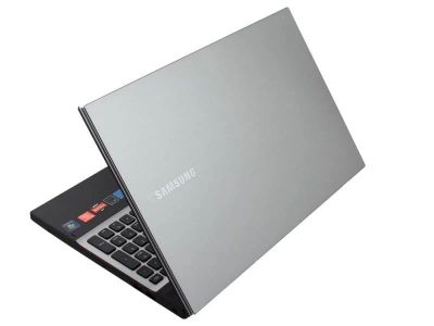 Лот: 8212909. Фото: 1. Продам ноутбук Samsung 305V5A-T09... Ноутбуки