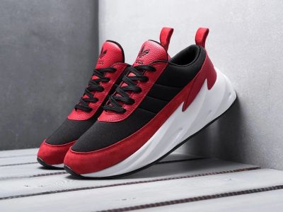 Лот: 16985642. Фото: 1. Кроссовки Adidas Sharks (14710... Кеды, кроссовки, слипоны