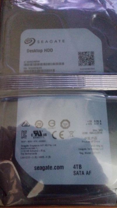 Лот: 9131772. Фото: 1. Жесткий диск Seagate ST4000DM000... Жёсткие диски (HDD)