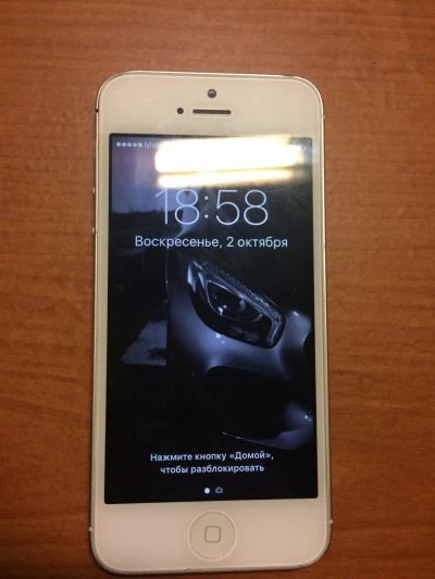 Лот: 8271918. Фото: 1. iPhone 5 White 16 Гб Фрисим. Смартфоны
