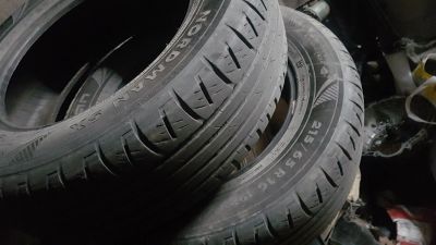 Лот: 17540373. Фото: 1. Nokian nordman sx 215/65/16. Шины