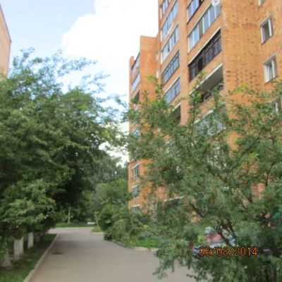 Лот: 2563099. Фото: 1. Сдам 1-ком квартиру на ул.Киренского... Квартиры, студии