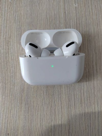 Лот: 18828228. Фото: 1. Беспроводные наушники apple airpods... Наушники, гарнитуры