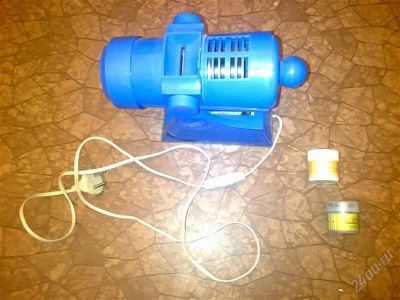 Лот: 2109604. Фото: 1. Фильмоскоп + две плёнки. Другое (бытовая техника)