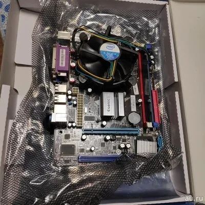 Лот: 12991765. Фото: 1. eSonic g41-cel2 LGA 775+проц... Комплекты запчастей