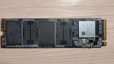 Лот: 20747954. Фото: 1. AMD Radeon R5 NVMe Series [R5MP256G8... SSD-накопители