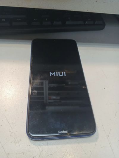Лот: 25374254. Фото: 1. Смартфон Redmi 8. Смартфоны