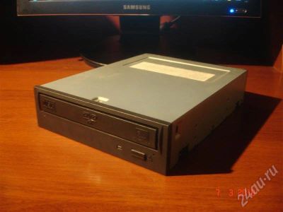 Лот: 266520. Фото: 1. Toshiba Samsung Storage Technology... Приводы CD, DVD, BR, FDD