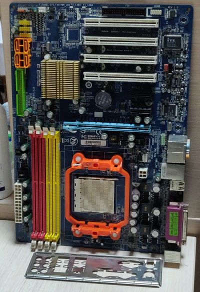 Лот: 19817492. Фото: 1. Мат. плата Gigabyte GA-M52S-S3P... Материнские платы