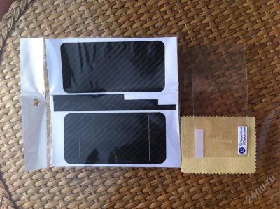 Лот: 986122. Фото: 1. защитная пленка iphone 4 "carbon... Защитные стёкла, защитные плёнки