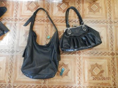 Лот: 3143063. Фото: 1. две сумки большая и средняя одним... Сумки