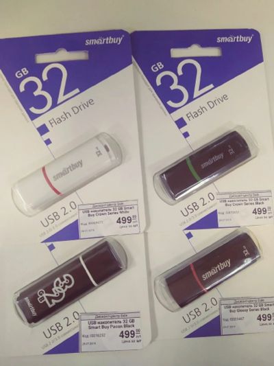 Лот: 14305646. Фото: 1. USB-флеш-накопитель 32 GB. USB-флеш карты