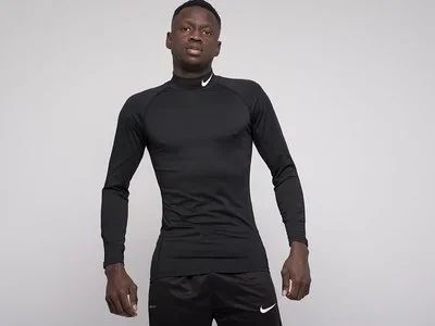 Лот: 17306405. Фото: 1. Рашгард Nike (21976). Спортивные костюмы