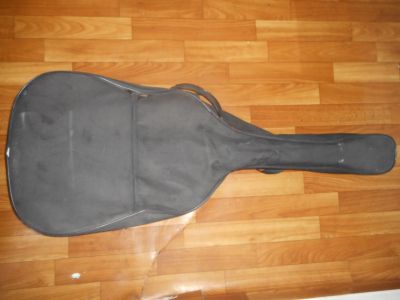 Лот: 19586825. Фото: 1. гитара не исправная. Гитары