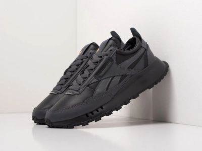 Лот: 17532853. Фото: 1. Кроссовки Reebok Classic Leather... Кеды, кроссовки, слипоны