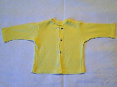 Лот: 1366436. Фото: 1. Новая кофточка с перфорацией на... Одежда для дома