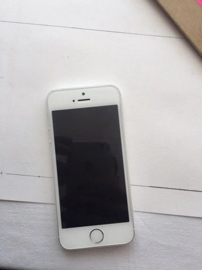 Лот: 9868742. Фото: 1. iPhone 5s. Смартфоны