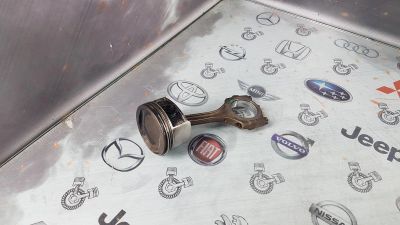 Лот: 23587945. Фото: 1. Шатун Toyota Ipsum 2AZ-FE 13211-28031. Двигатель и элементы двигателя