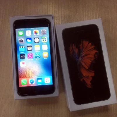 Лот: 8834970. Фото: 1. iPhone 6S 64Gb Space Gray. Смартфоны