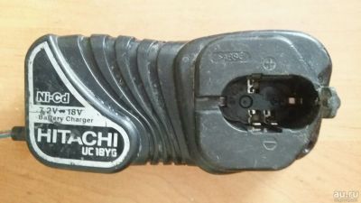 Лот: 10588096. Фото: 1. Зарядное для шуруповерта hitachi. Зарядные устройства, блоки питания для бытовой техники