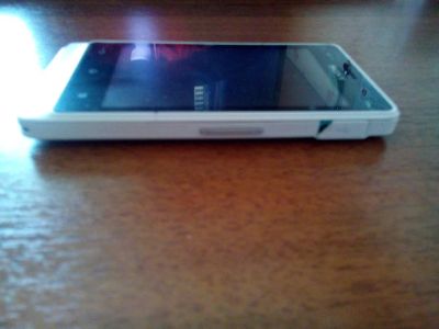 Лот: 3696600. Фото: 1. Продам Sony xperia go белый. Кнопочные мобильные телефоны