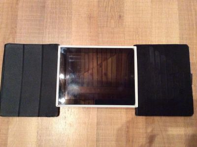 Лот: 4720147. Фото: 1. IPad 4 16gb wi-fi 3G Retina +2чехла... Планшеты