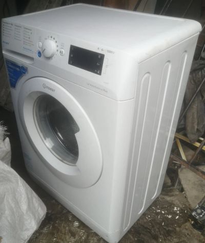 Лот: 19010307. Фото: 1. Стиральная машинка indesit. Стиральные машины