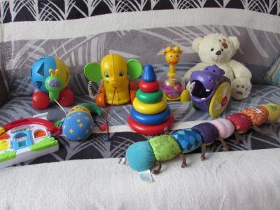 Лот: 7408470. Фото: 1. Игрушки для малыша одним лотом. Развивающие
