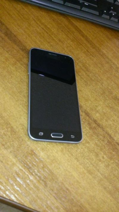 Лот: 11023693. Фото: 1. Samsung Galaxy J3 (2016). Смартфоны