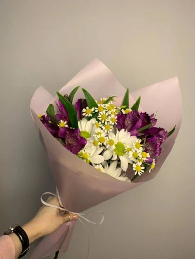 Лот: 25550440. Фото: 1. 9. Букет-комплимент. Свежие цветы