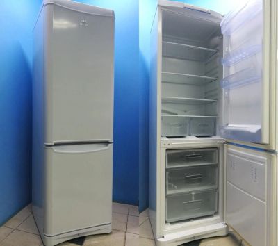 Лот: 11417629. Фото: 1. Холодильник Indesit b18.025 код... Холодильники, морозильные камеры