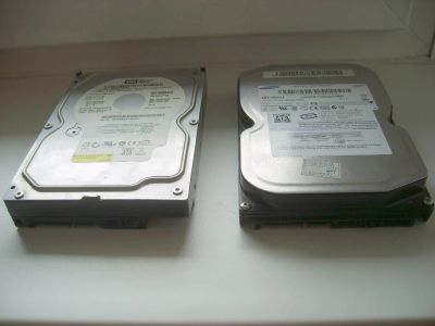 Лот: 4464806. Фото: 1. 2 HDD SATA по 160gb (неисправные... Жёсткие диски (HDD)