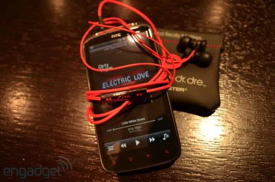 Лот: 3190987. Фото: 1. HTC sensation XE c Beats Audio... Смартфоны