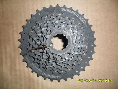 Лот: 9841207. Фото: 1. Кассета Shimano CS-HG31-8, 8 Speed... Запчасти