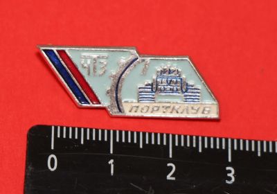 Лот: 11443288. Фото: 1. Значок: ЧТЗ Спортклуб. Челябинский... Сувенирные