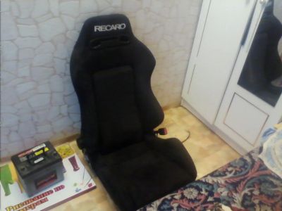 Лот: 4640434. Фото: 1. Полу-ковш Recaro. Салон