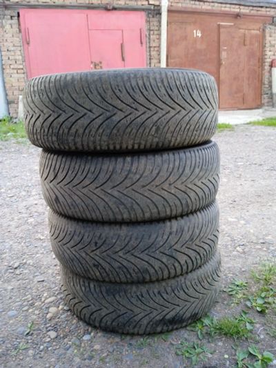 Лот: 22389775. Фото: 1. Резина летняя 215 60 r16 Bfgoodrich. Шины