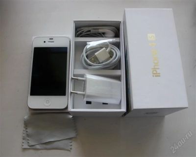 Лот: 2480028. Фото: 1. iphone 4s 32gb практически новый... Смартфоны