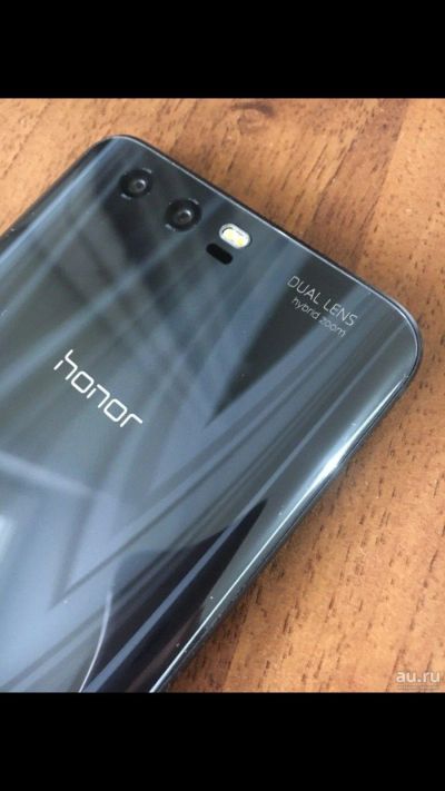Лот: 17688389. Фото: 1. Смартфон Honor 9. Смартфоны