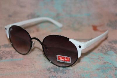 Лот: 4002954. Фото: 1. Очки из будущей колекции Ray Ban... Очки солнцезащитные