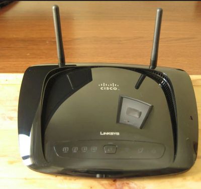 Лот: 21735025. Фото: 1. Cisco WRT160N. Маршрутизаторы (роутеры)