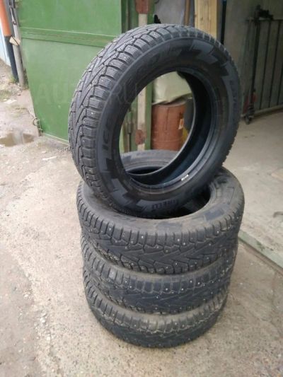 Лот: 12488212. Фото: 1. Шипованные шины Pirelli Ice Zero... Шины
