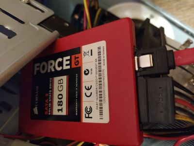 Лот: 16485599. Фото: 1. Ssd MLC Corsair force Gt 180gb. SSD-накопители