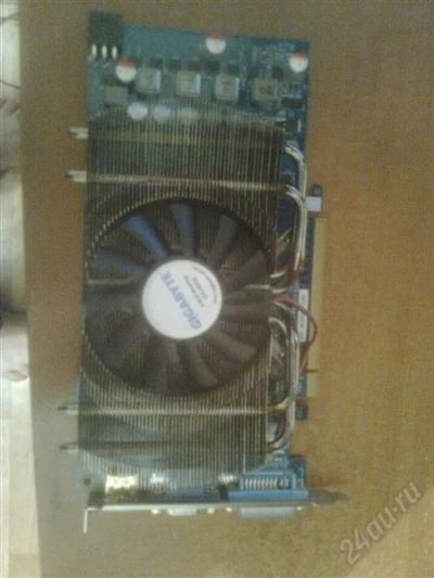 Лот: 1351521. Фото: 1. Gigabyte GTS 250 разгон. Отл состояние... Видеокарты