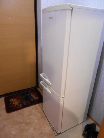 Лот: 10625368. Фото: 1. Холодильник Beko. Холодильники, морозильные камеры
