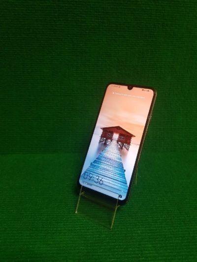 Лот: 18578356. Фото: 1. Honor 10 lite. Смартфоны